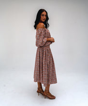 Load image into Gallery viewer, Mocha Bloom Off Shoulder Top