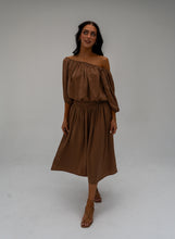 Load image into Gallery viewer, Mocha Bloom Off Shoulder Top
