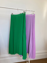 Load image into Gallery viewer, Lilac Lime Pleated Skirt