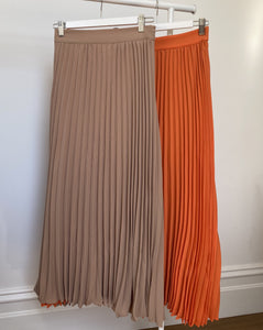 Orange Latte Pleated Skirt