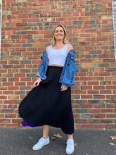 Load image into Gallery viewer, Black/Purple Pleated Skirt