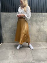 Load image into Gallery viewer, Royal Gold Pleated Skirt